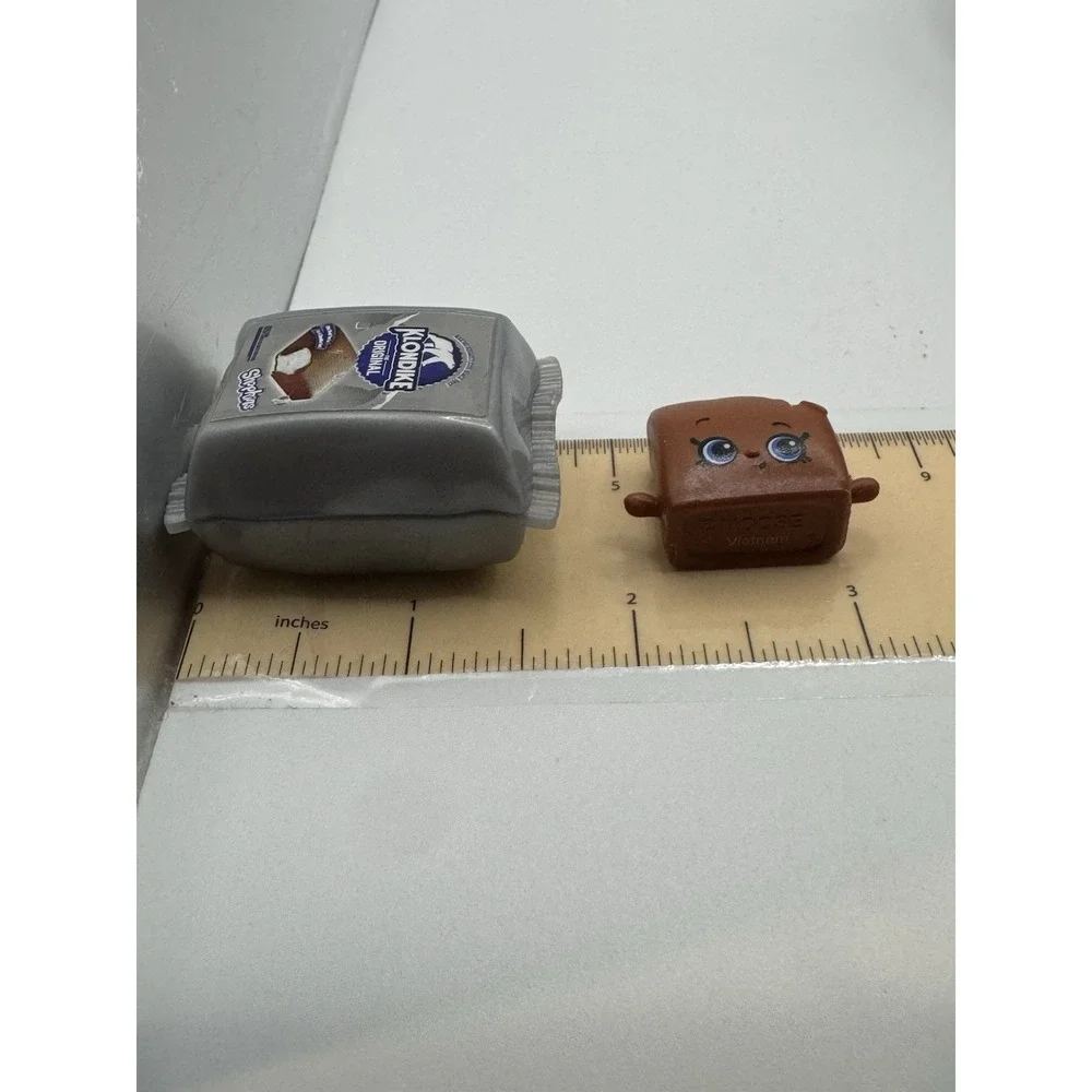 Shopkins Real Littles Klondike The‎ Original Ice Cream Bar Figure & Mini Pack